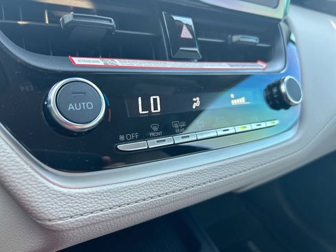 Certified 2026 Toyota Corolla Cross LE FWD image 23