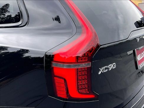 New 2026 Volvo XC90 T8 Ultra w/ Protection Package image 25