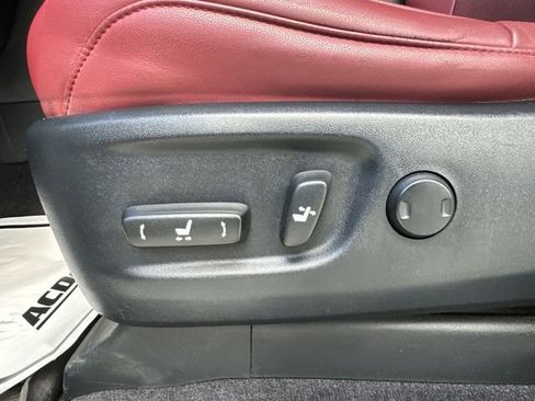 Used 2020 Lexus GX 460 Premium w/ Premium Package image 20