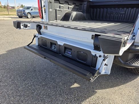 New 2026 GMC Sierra 1500 AT4X AWD/4WD image 10