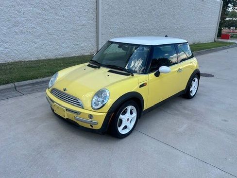 Used 2004 MINI Cooper Hardtop FWD image 18