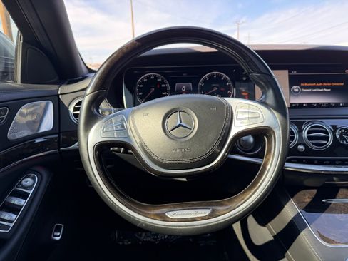 Used 2015 Mercedes-Benz S 550 Sedan image 13