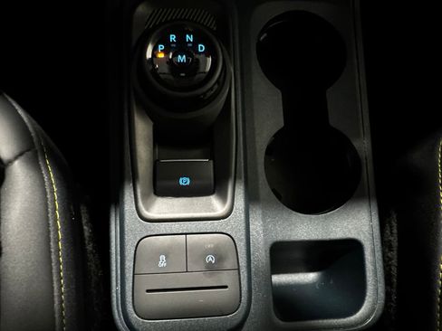 Used 2025 Ford Maverick Lobo AWD/4WD image 30