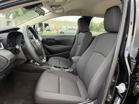Certified 2025 Toyota Corolla LE FWD image 23