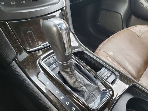 Used 2014 Lincoln MKS AWD w/ Equipment Group 201A image 24