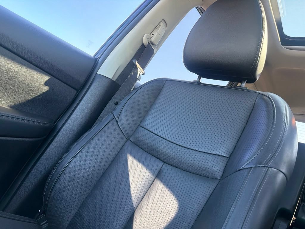 Used 2018 Nissan Rogue SL w/ Premium Package FWD image 19