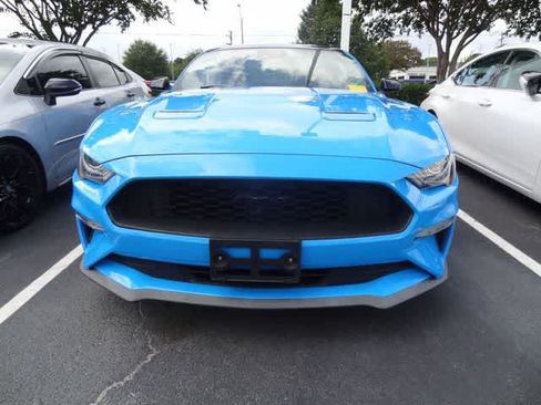 Used 2022 Ford Mustang Coupe w/ Equipment Group 101A RWD image 2