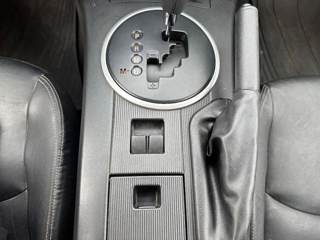 Used 2007 MAZDA MX-5 Miata Touring RWD image 13