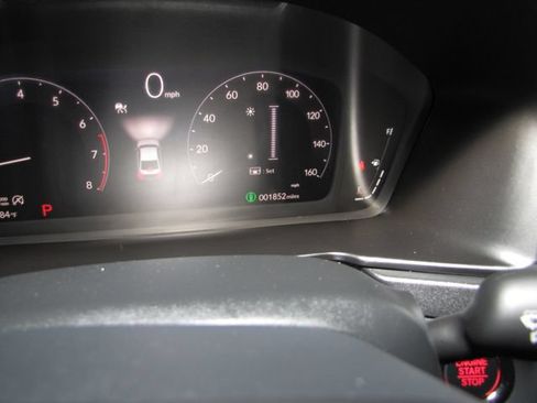 Certified 2025 Honda Accord SE image 4
