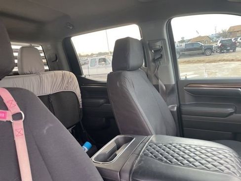 Used 2024 Chevrolet Silverado 1500 LT image 4