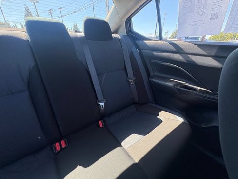 Used 2025 Nissan Versa SV FWD image 35