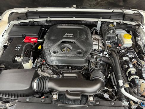 Used 2019 Jeep Wrangler Unlimited Rubicon image 74