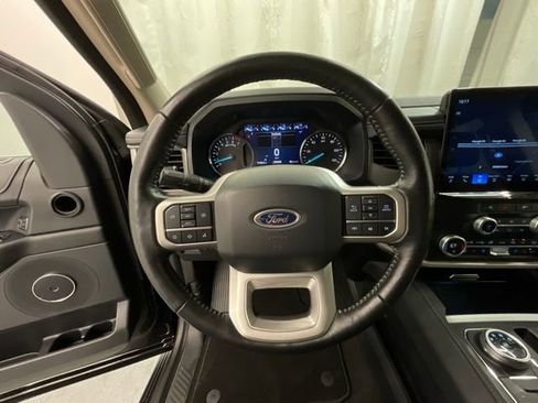 Used 2024 Ford Expedition Max XLT AWD/4WD image 11