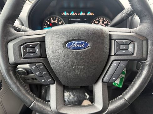 Used 2018 Ford F150 XLT w/ Equipment Group 302A Luxury image 26