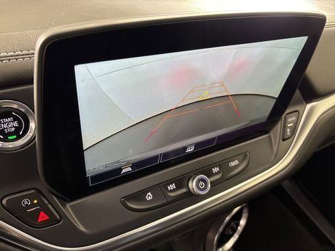 Used 2024 Chevrolet Blazer LT image 39