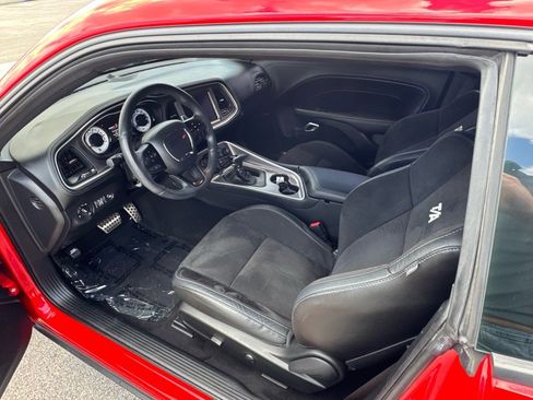 Used 2022 Dodge Challenger R/T Scat Pack w/ T/A Package image 12