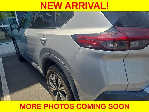 Used 2021 Nissan Rogue SV AWD/4WD image 14