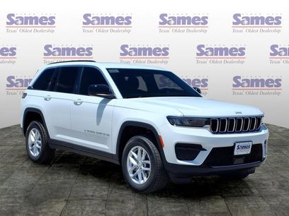 New 2026 Jeep Grand Cherokee Laredo