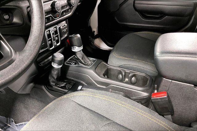 Used 2025 Jeep Gladiator Sport AWD/4WD image 18