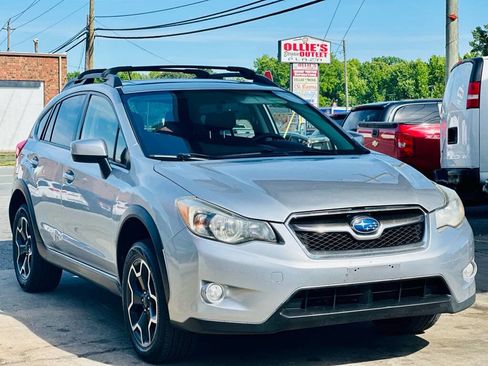 Used 2015 Subaru Crosstrek 2.0i Premium w/ Moonroof Package AWD/4WD image 1