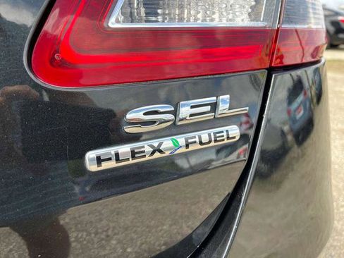 Used 2015 Ford Taurus SEL w/ Equipment Group 201A image 10