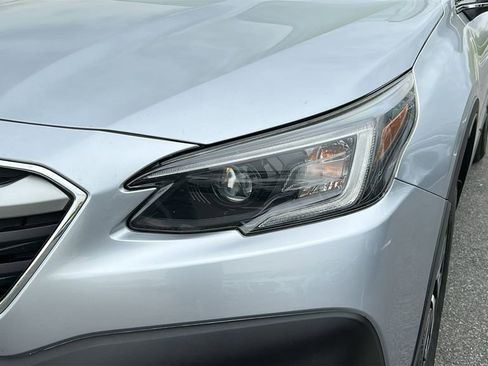 Used 2020 Subaru Outback Premium AWD/4WD image 7