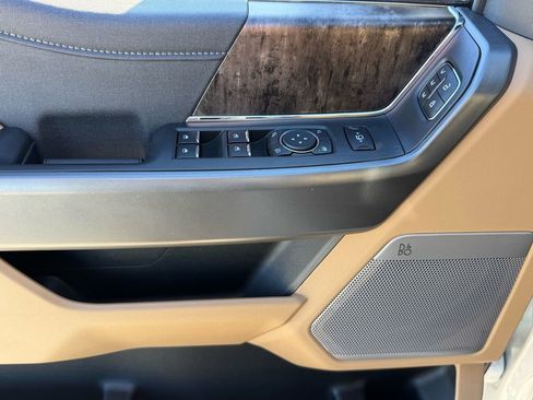 New 2026 Ford F250 Lariat w/ Chrome Package image 8