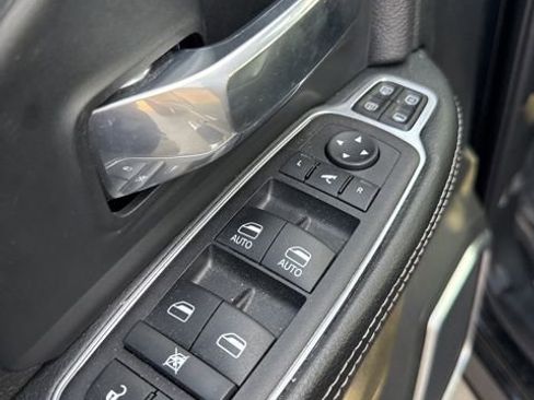 Used 2023 RAM 3500 Laramie AWD/4WD image 21