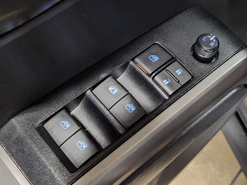 Used 2022 Toyota Tacoma SR5 image 43