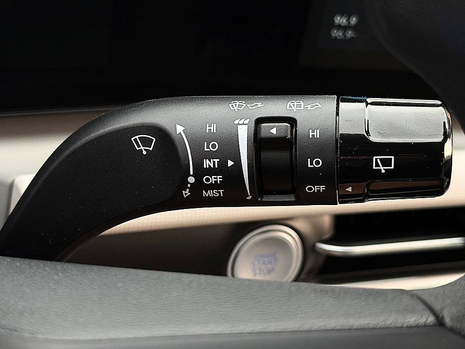 Certified 2026 Hyundai Tucson SE FWD image 19