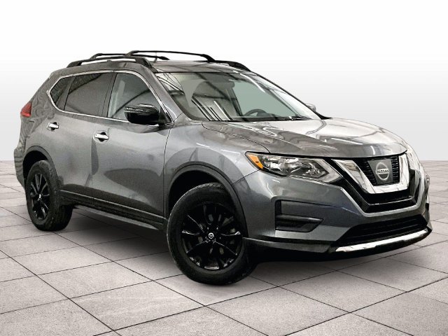 Used 2017 Nissan Rogue SV w/ Midnight Edition AWD/4WD image 3
