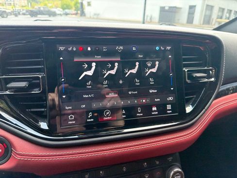 Used 2023 Dodge Durango SRT AWD/4WD image 24