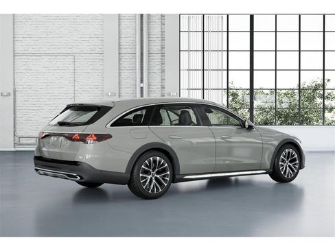 New 2026 Mercedes-Benz E 450 4MATIC All-Terrain Wagon image 20