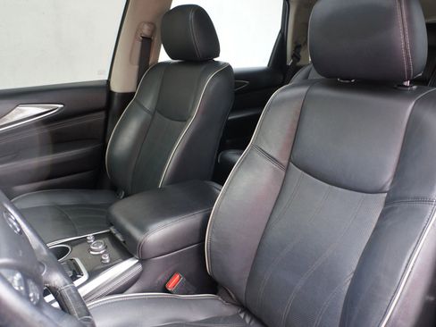 Used 2019 INFINITI QX60 Luxe w/ Essential Package image 25