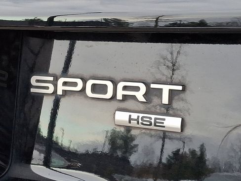 Used 2019 Land Rover Discovery Sport HSE image 30