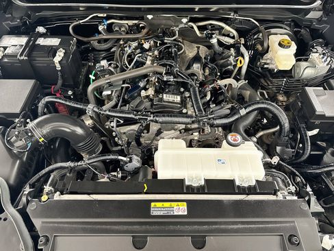 Certified 2025 Toyota Tacoma TRD Sport w/ TRD Sport Upgrade Package AWD/4WD image 10