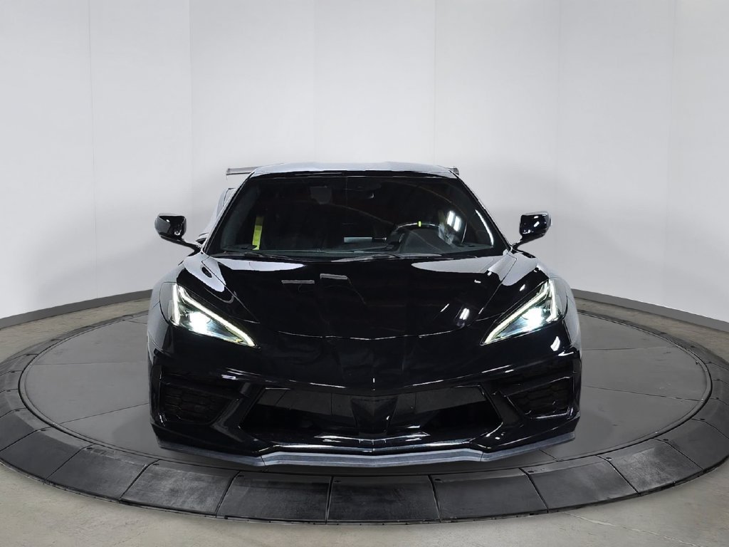 Used 2023 Chevrolet Corvette Stingray Coupe w/ Z51 Performance Package RWD image 10