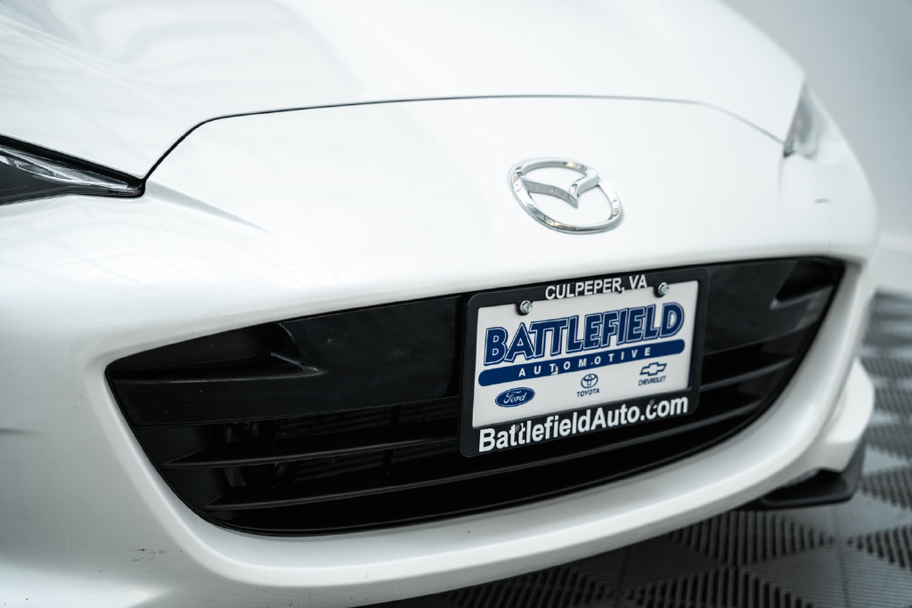 Used 2023 MAZDA MX-5 Miata Grand Touring w/ Weather Package RWD image 9