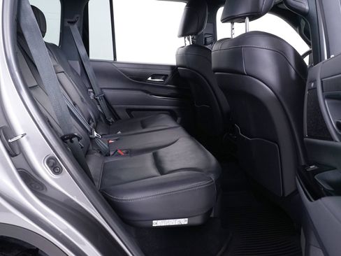 Used 2023 Lexus LX 600 4WD w/ Appearance Package image 31