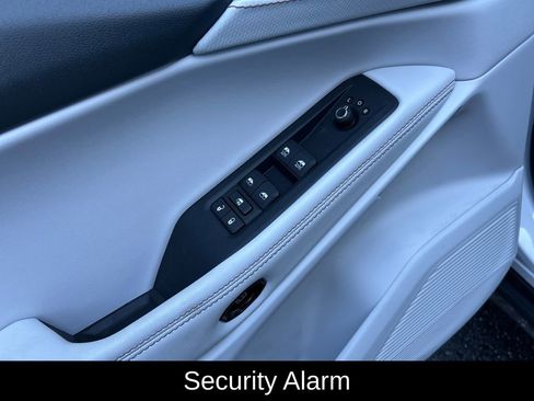 New 2026 Jeep Cherokee Limited image 13