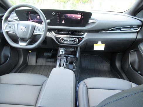 New 2026 Buick Envista Sport Touring w/ Advanced Safety Package FWD image 11