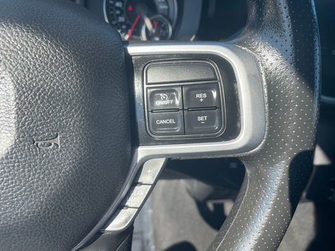 Used 2022 RAM 2500 Big Horn image 27