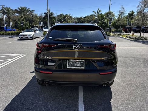 New 2024 MAZDA CX-30 2.5 Turbo w/ Premium Plus Pkg image 3