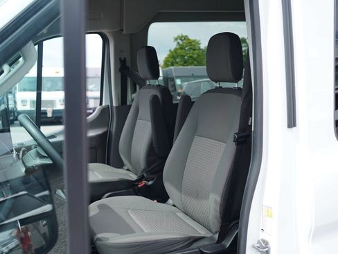 Used 2024 Ford Transit 350 XLT RWD image 22