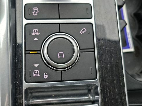 Used 2021 Land Rover Range Rover Sport HSE Silver Edition image 75