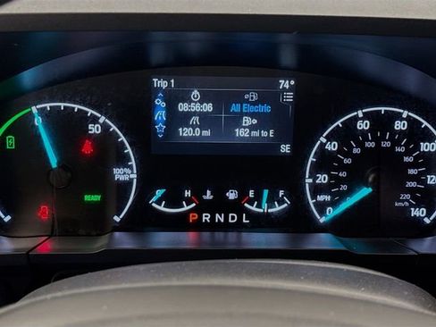 Used 2024 Ford Maverick XLT image 12