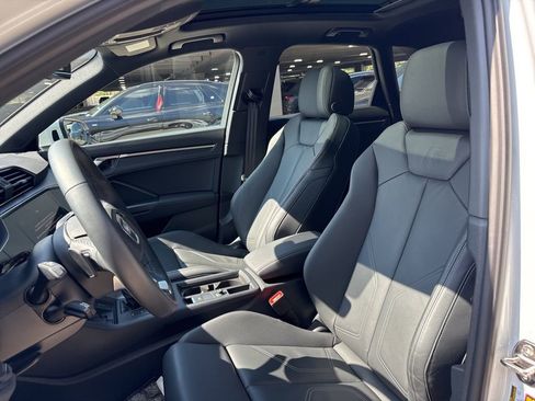 Certified 2025 Audi Q3 2.0T Premium w/ Convenience Package image 13