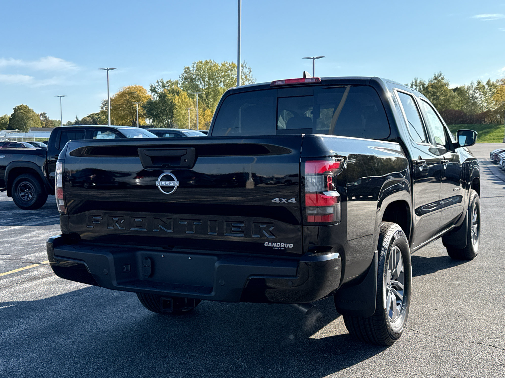 New 2027 Nissan Frontier SV w/ SV Convenience Package AWD/4WD image 17
