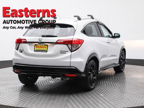 Used 2021 Honda HR-V Sport image 5