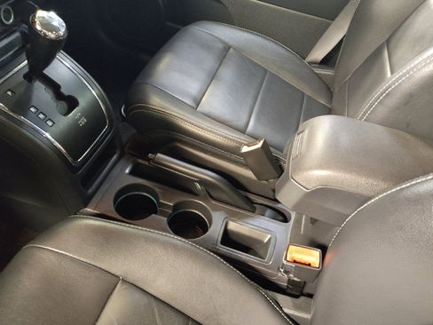 Used 2017 Jeep Patriot High Altitude FWD image 26